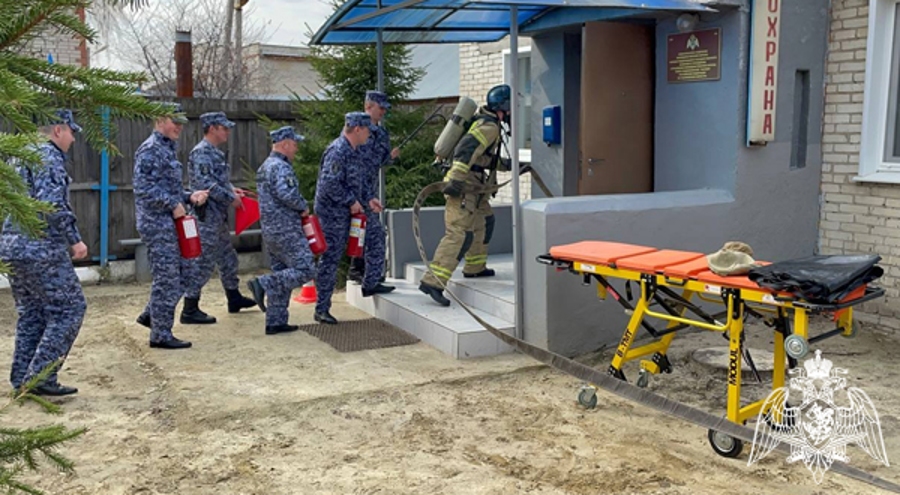 Ульяновские сотрудники вневедомственной охраны провели комплекс пожарно-тактических учений