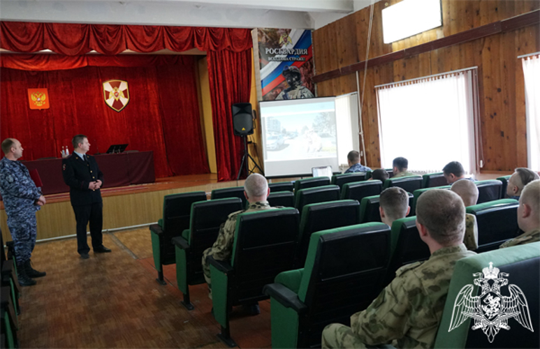 Ульяновские росгвардейцы прослушали лекцию по профилактике дорожно-транспортных происшествий