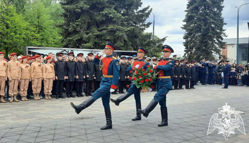 Офицеры Росгвардии почтили память тружеников тыла Ульяновской области