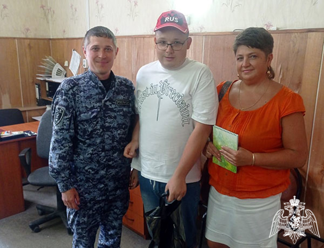 Ульяновские росгвардейцы порадовали детей своих сослуживцев