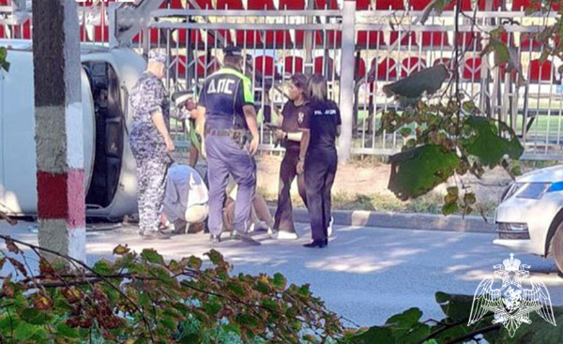 Офицер Росгвардии оказал помощь гражданам, попавшим в ДТП в Ульяновске