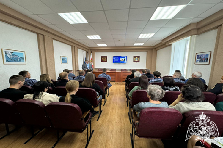 Ульяновские росгвардейцы прослушали лекцию общества «Знание»