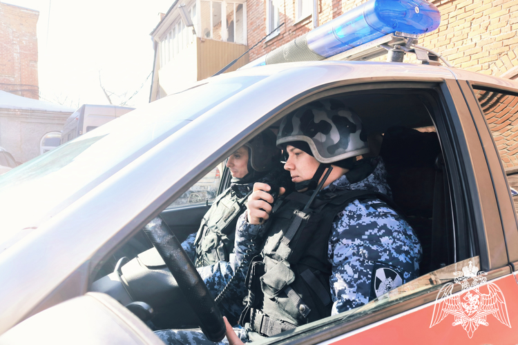 В Димитровграде росгвардейцы задержали мужчину, ударившего ножом знакомого