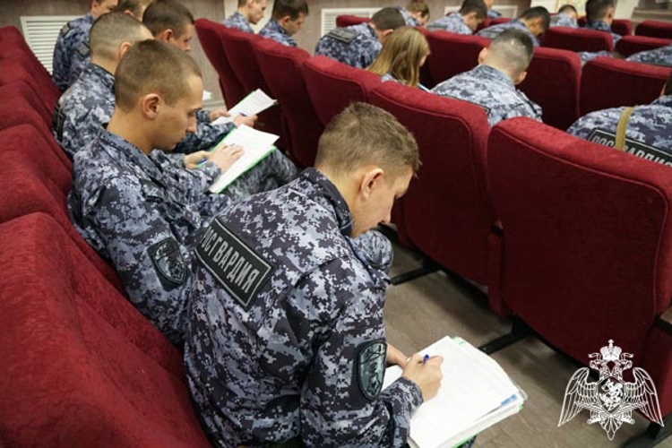 Ульяновские росгвардейцы успешно сдали итоговую проверку