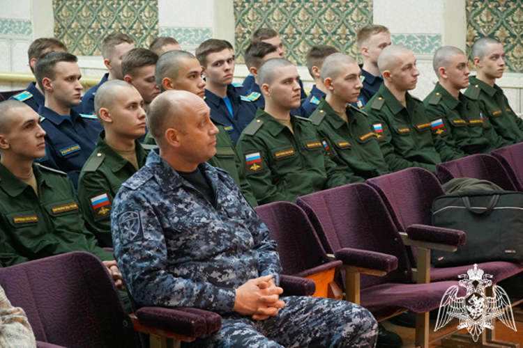 В Ульяновске офицер Росгвардии выступил на Рождественских чтениях