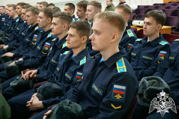 В Ульяновске офицер Росгвардии выступил на Рождественских чтениях