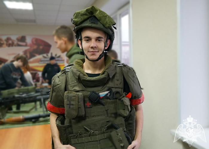 В Ульяновске студенты встретились с сотрудниками спецподразделений Росгвардии