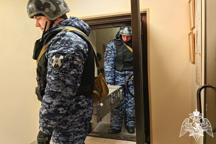 Ульяновские росгвардейцы отработали действия по ликвидации пожара
