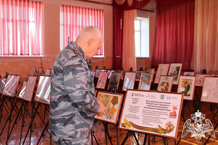 Ульяновские ветераны Росгвардии встретились с участниками детского конкурса рисунка 