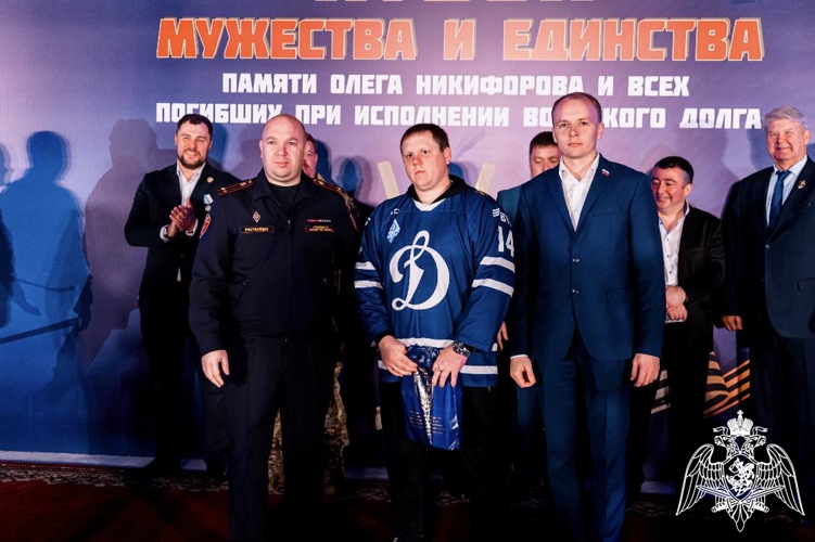 Ульяновские росгвардейцы приняли участие в турнире по хоккею с шайбой, посвященном памяти сотрудника УФСБ Олега Никифорова
