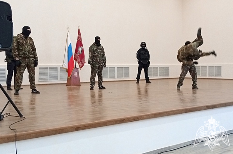     Ульяновские росгвардейцы поздравили победителей детского творческого конкурса, приуроченного ко Дню Победы