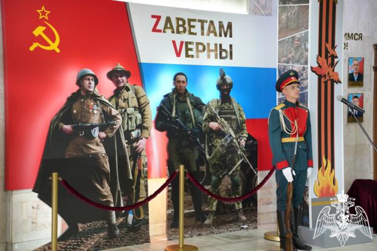 В Ульяновске офицер Росгвардии принял участие в открытии мемориальной зоны «Zаветам Vерны», посвященную подвигам и героизму российских военнослужащих