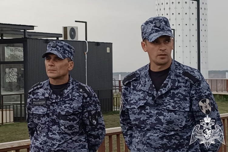 Ульяновские росгвардейцы обеспечили правопорядок на праздновании 400-летия Ишеевки и 359-летия со дня образования города Сенгилей