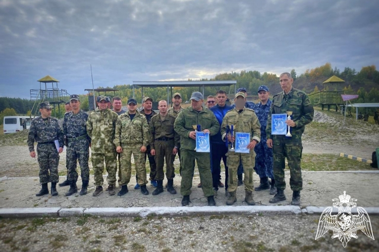 Команда ульяновских росгвардейцев одержала победу в стрелковых соревнованиях в рамках Спартакиады «Динамо»