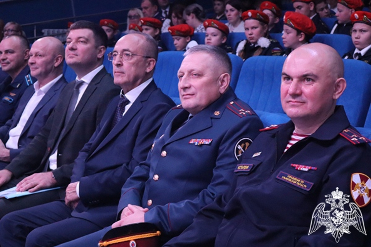 Дети ульяновских росгвардейцев приняли участие в конкурсе «Есть такая профессия – Родину защищать»