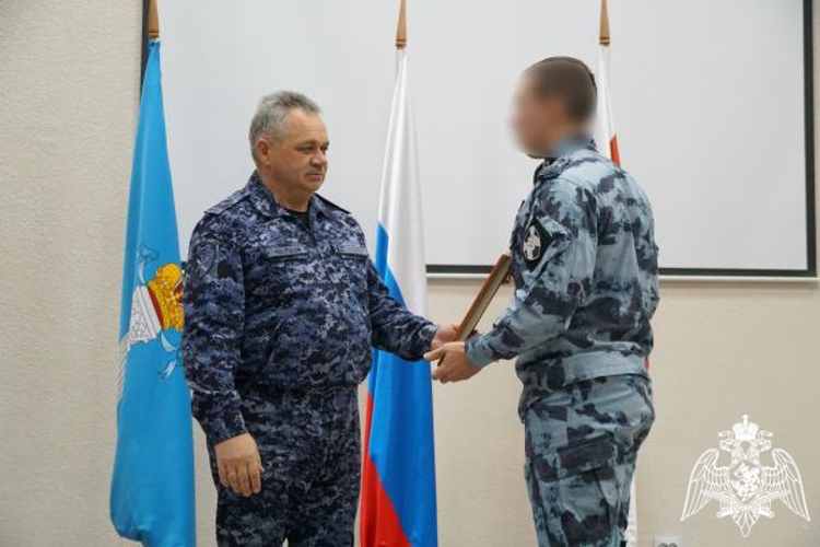 В Ульяновске сотрудников ОМОН поздравили с профессиональным праздником