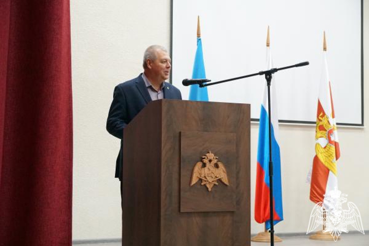 В Ульяновске сотрудников ОМОН поздравили с профессиональным праздником