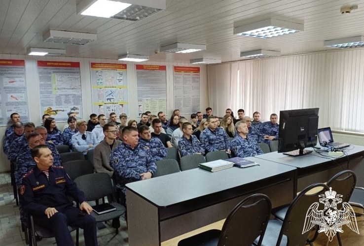 Ульяновские росгвардейцы прослушали лекцию общества «Знание»