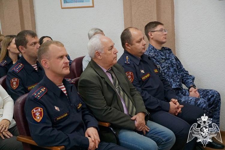 В Ульяновске сотрудники вневедомственной охраны отметили профессиональный праздник 