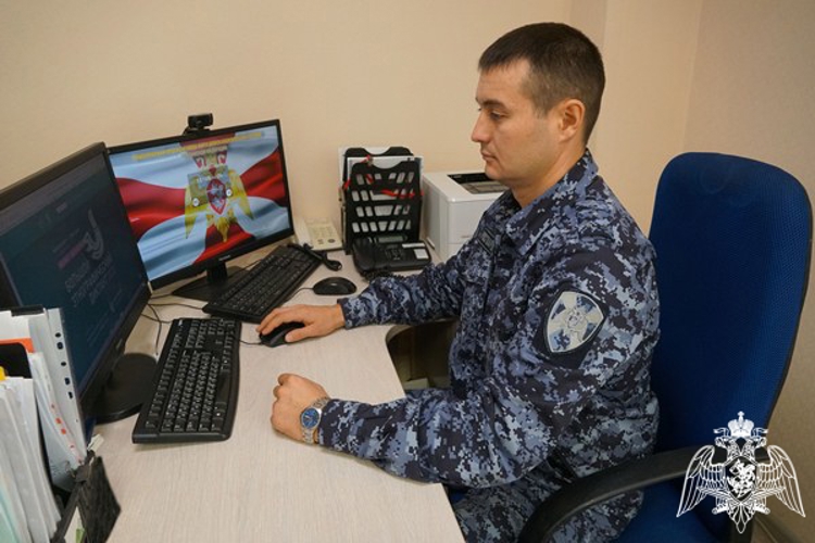 Ульяновские росгвардейцы написали этнографический диктант  