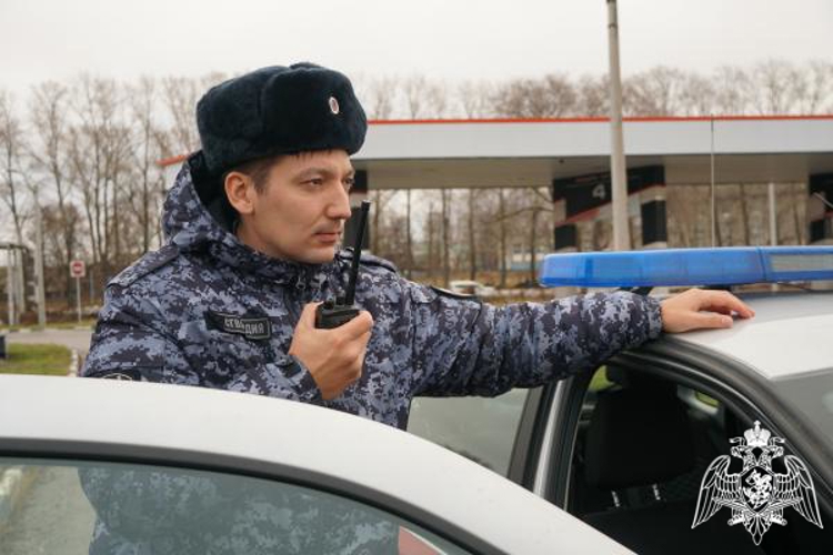 Росгвардейцы задержали ульяновца устроившего дебош на улице