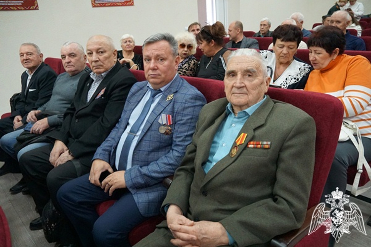 В Ульяновске состоялось торжественное собрание в честь Дня ветеранов войск правопорядка