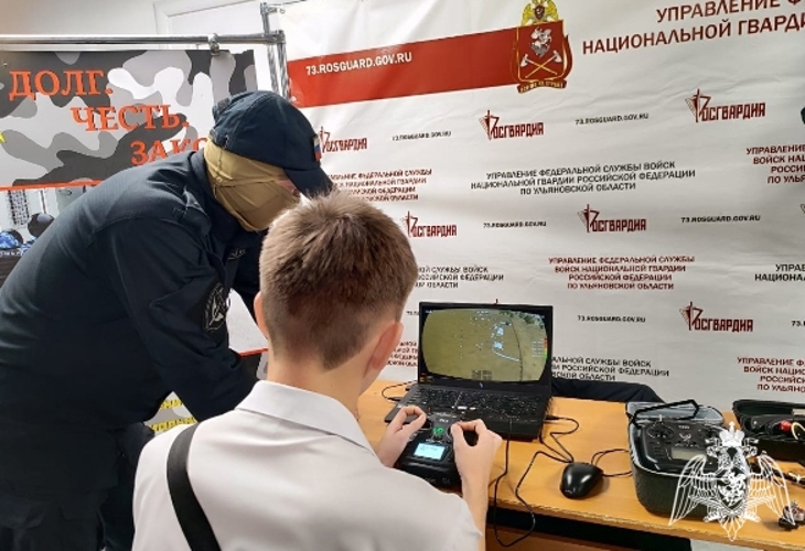 Росгвардейцы представили свою деятельность на региональном форуме карьерных возможностей в Ульяновске