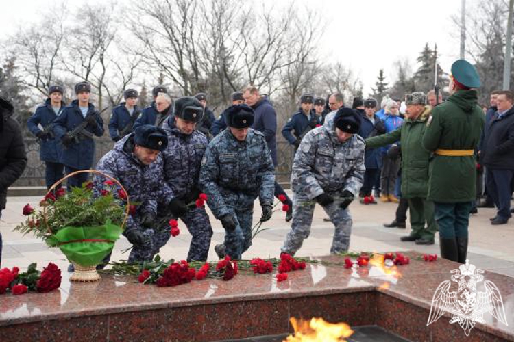 В День Героев Отечества ульяновские росгвардейцы почтили память павших воинов