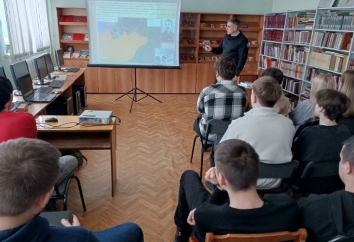 Ульяновский ветеран Росгвардии рассказал студентам о блокаде Ленинграда