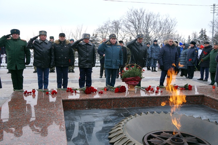 В Ульяновске росгвардейцы почтили память жертв блокадного Ленинграда