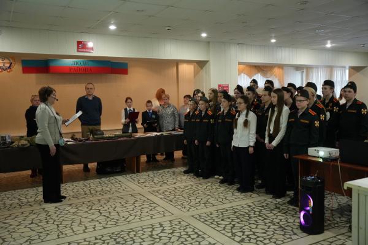 Росгвардейцы приняли участие в открытии месячника героико-патриотической работы «Отчизны верные сыны!» 