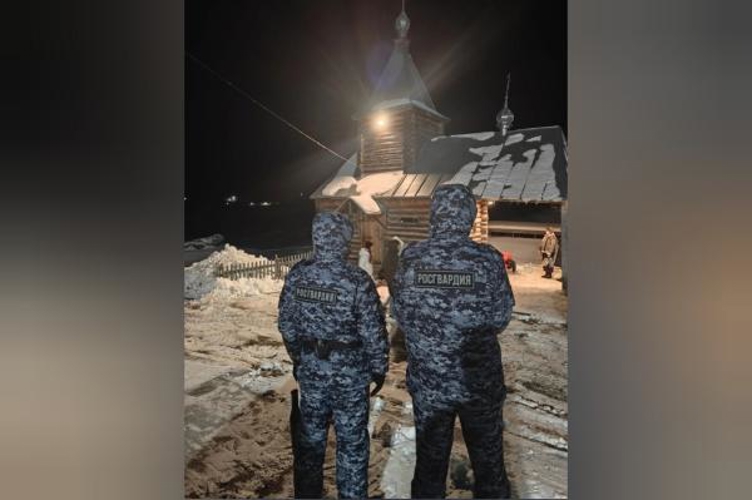     Ульяновские росгвардейцы обеспечили безопасность верующих в праздник Крещение Господне