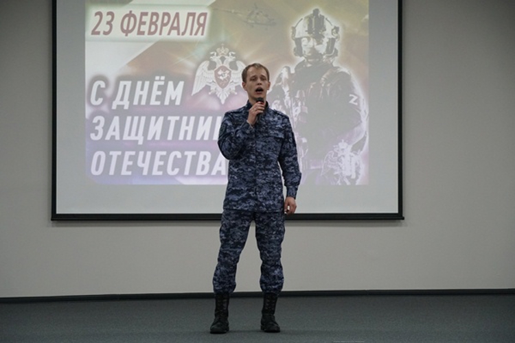 В Ульяновске Росгвардия отпраздновала День защитника Отечества ярким концертом