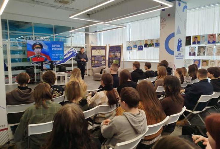 Уроки о важном провел ветеран Росгвардии для ульяновской молодежи