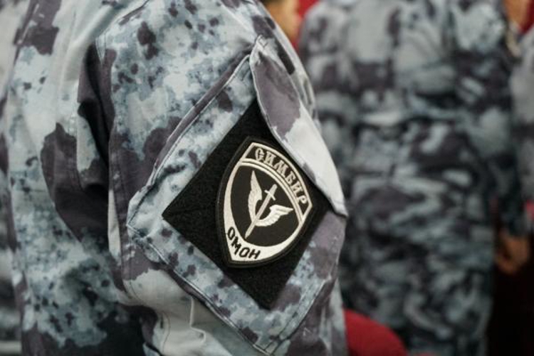 При содействии спецподразделения Управления Росгвардии по Ульяновской области в Татарстане задержан мужчина, находившийся в федеральном розыске (видео)