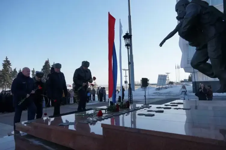 Ульяновские росгвардейцы почти память Героя России Дмитрия Разумовского