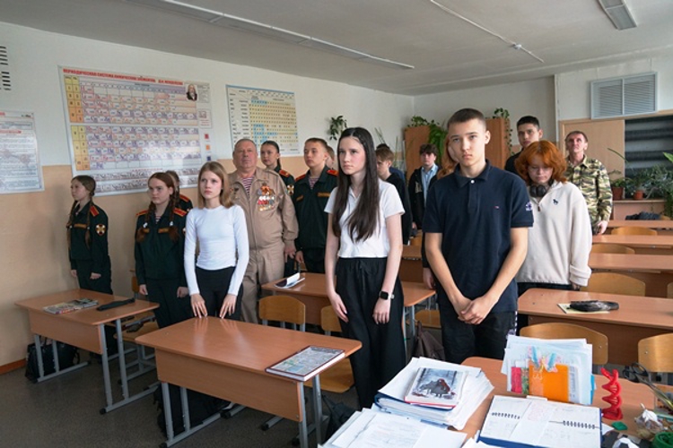 В Ульяновске ветеран Росгвардии рассказал школьникам о ликвидации последствий Чернобыльской аварии