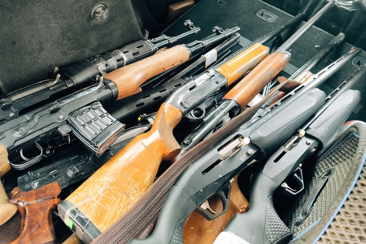 В Ульяновске росгвардейцы передали в пользу государства 27 единиц огнестрельного оружия