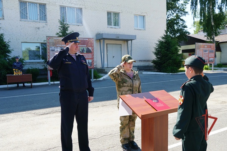 В Ульяновске воспитанники «Гвардейской смены» дали клятву верности кадетскому братству