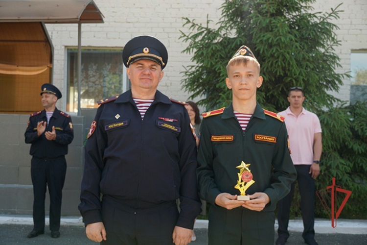 В Ульяновске воспитанники «Гвардейской смены» дали клятву верности кадетскому братству