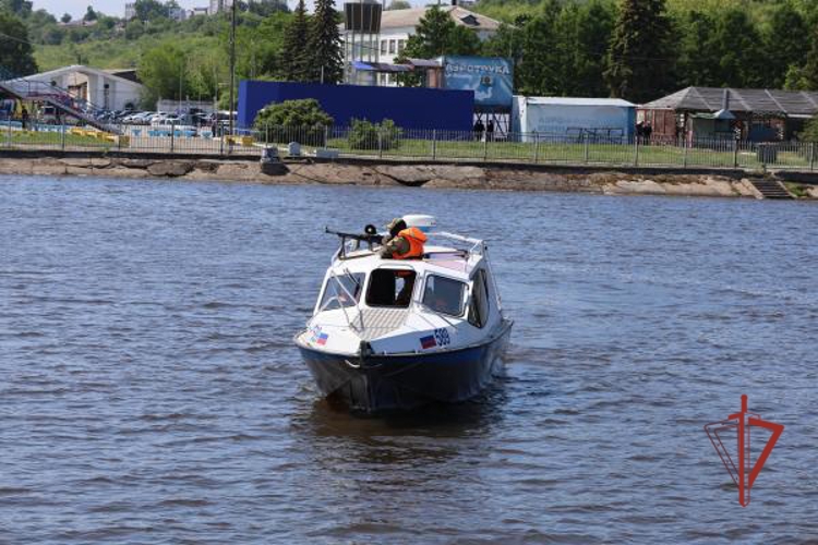 В Ульяновске росгвардейцы приняли участие в антитеррористических учениях