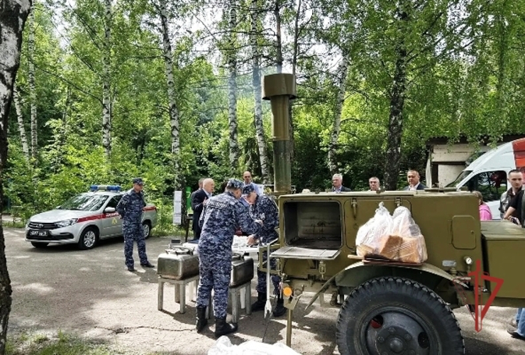 В Ульяновске сотрудники Росгвардии организовали профориентационную  на национальном празднике