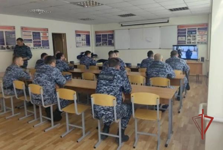 В Ульяновске прошли пожарные учения с сотрудниками групп задержания Росгвардии