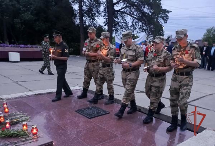Ульяновские росгвардейцы приняли участие в памятных мероприятиях, посвященных 85-й годовщине с начала Великой Отечественной войны