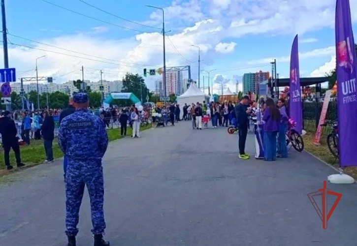 Сотрудники Росгвардии обеспечили охрану общественного порядка на «Ульяновском ВелоДне»