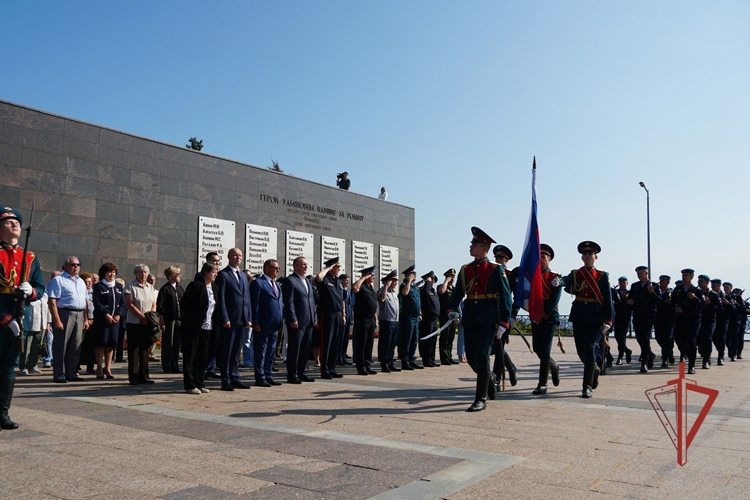 Память о подвиге героев Курской битвы почтили росгвардейцы в Ульяновской области