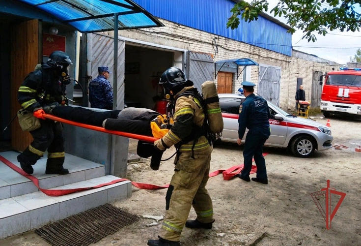 В Ульяновске росгвардейцы провели совместные пожарно-тактические учения с подразделениями МЧС