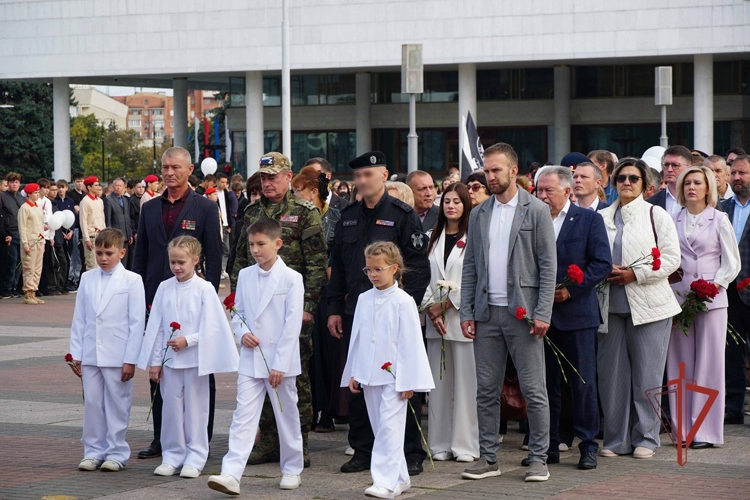 В Ульяновске росгвардейцы почтили память Героя России Дмитрия Разумовского