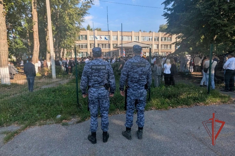 Ульяновские росгвардейцы обеспечили безопасность в День знаний