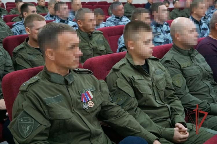 В Управлении Росгвардии по Ульяновской области состоялось торжественное мероприятие, посвященное дням образования отрядов ОМОН и СОБР